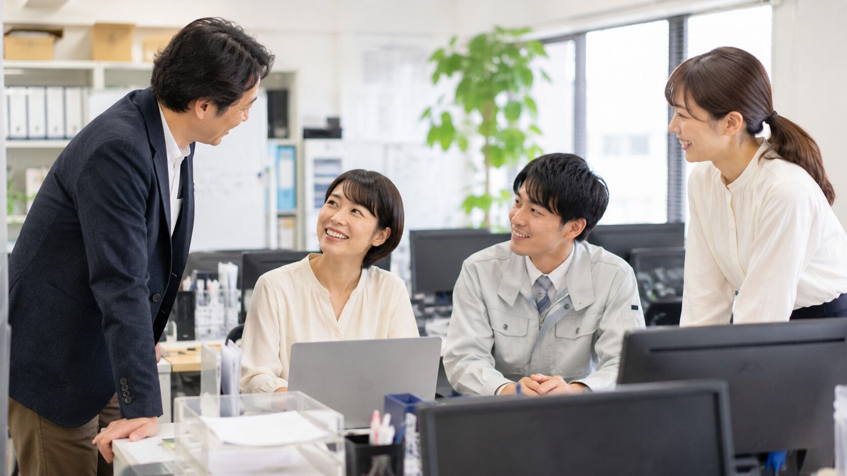 アンコンシャス・バイアスとは？職場の思い込みが社員の能力を奪う理由